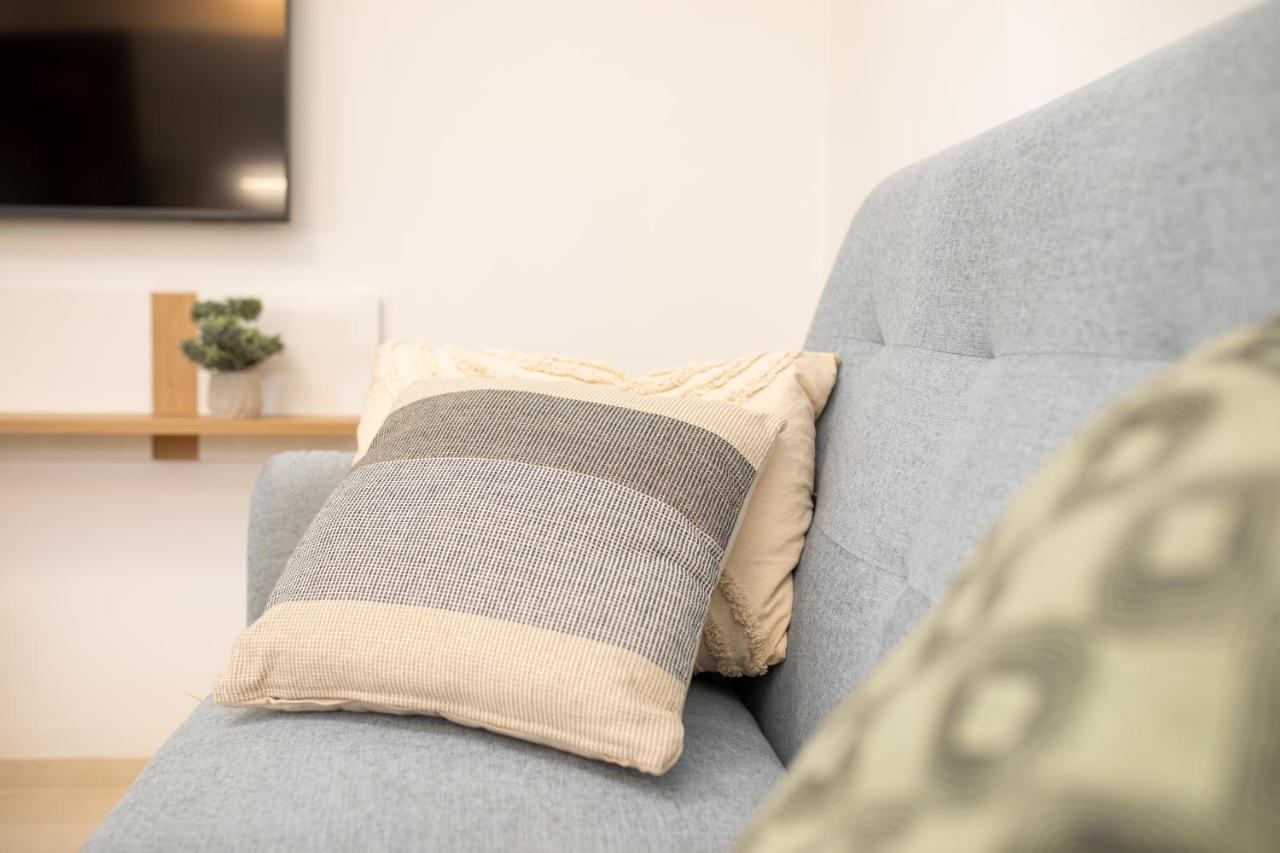 Apartman "Ela" Njivice Exteriör bild